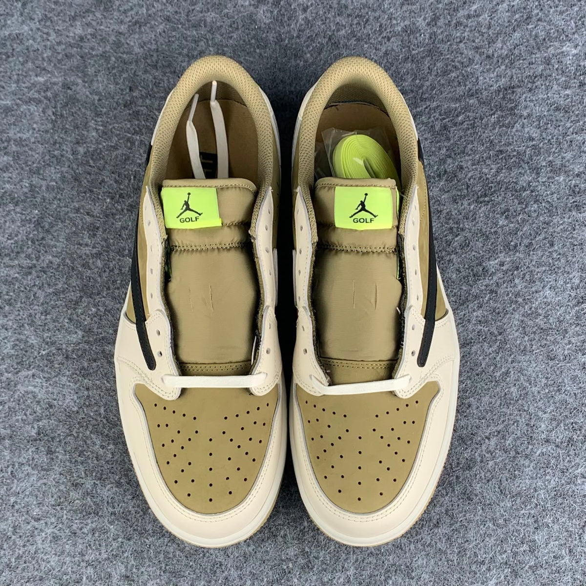 Travis Scott x Air Jordan 1 Low 'Golf' (B-Grade Version)