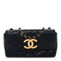 Lambskin Quilted Jumbo CC Small Single Flap Black