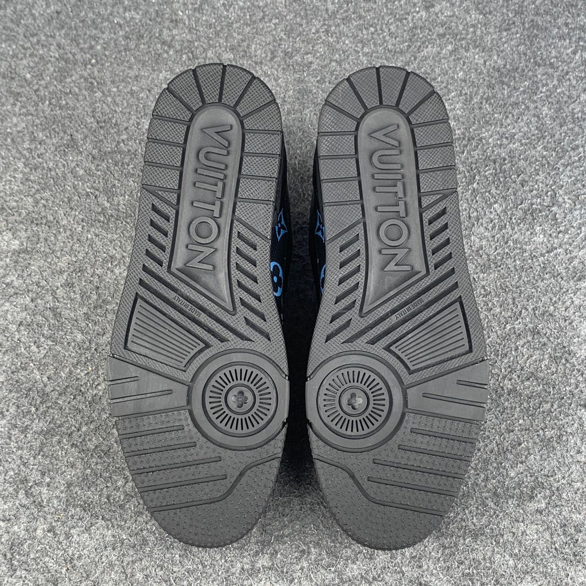 LV Trainer “Monogram Black Multi”
