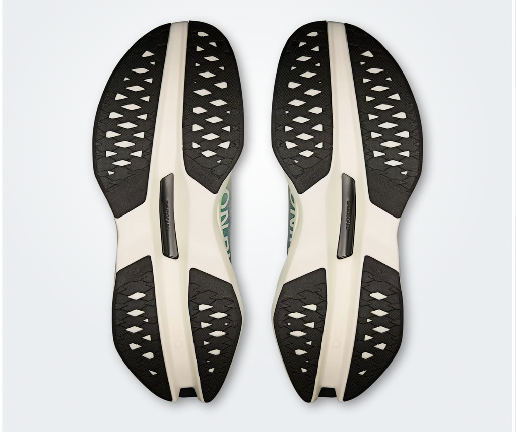 Men's On Cloudboom Max (Clearance)