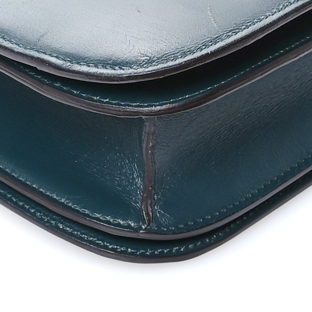Box Calfskin Medium Classic Box Flap Bag Amazone